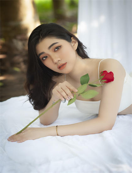 长相思在线观看全集免费播放_妻子免费高清电视剧_两个人的免费视频高清完整版